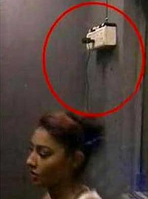 Karishma Tanna caught using mobile phone inside Big Boss house