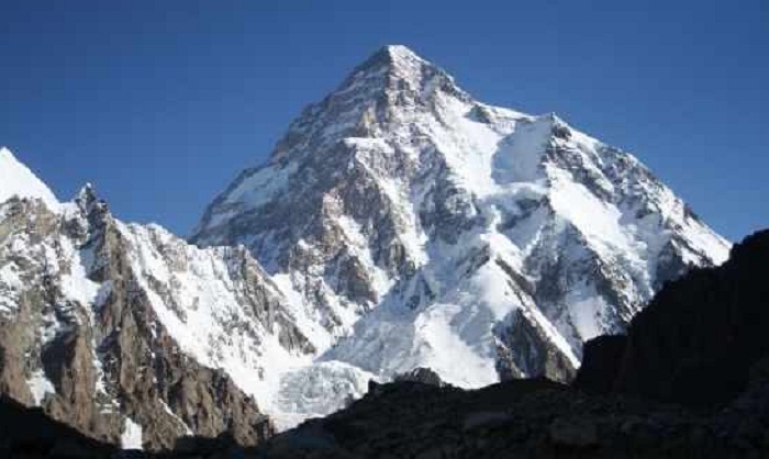 UAE to build artificial mountain to increase rainfall!