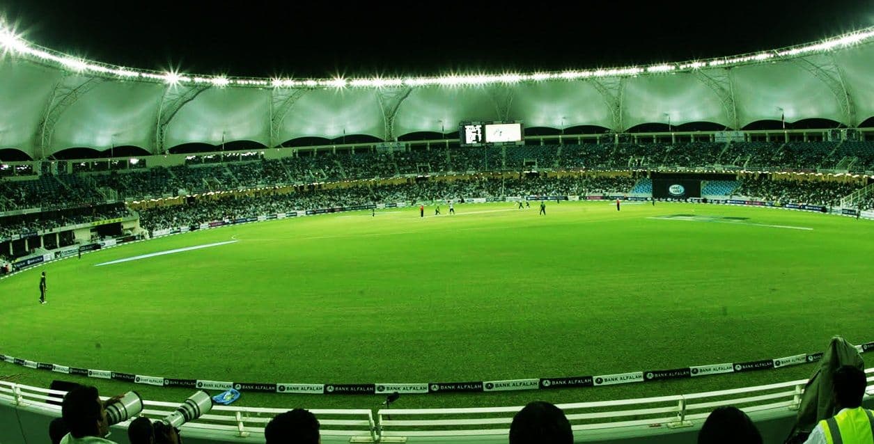 Dubai International Stadium average score, cricket stats, highest winning score in T20s
