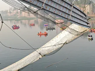 Photos: Gujarat Morbi Bridge Collapse: More than 130 People died, 90 injured