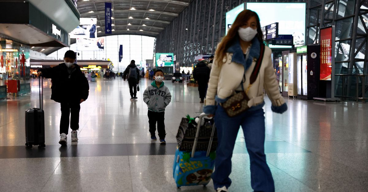 New Zealand won't require Chinese arrivals to show COVID test