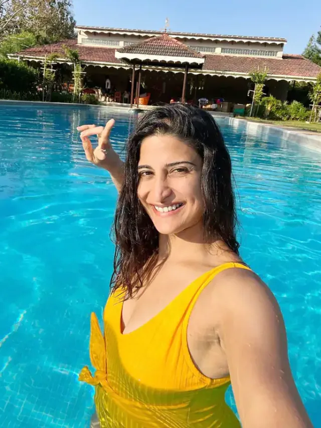 Photos: Aahana Kumra stuns fans in new bikini outing