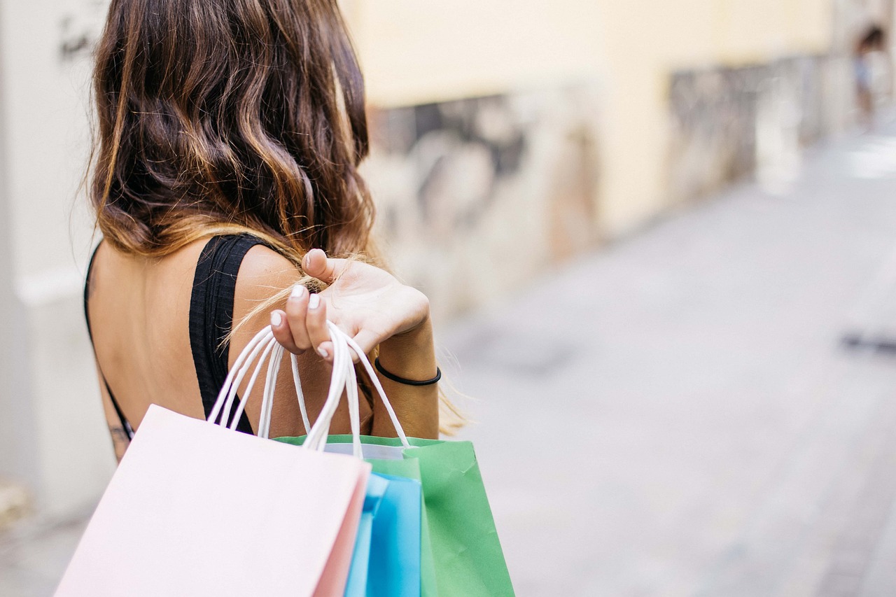 The Ultimate Guide for Shopping in 2023: How To Be A Savvy Shopper