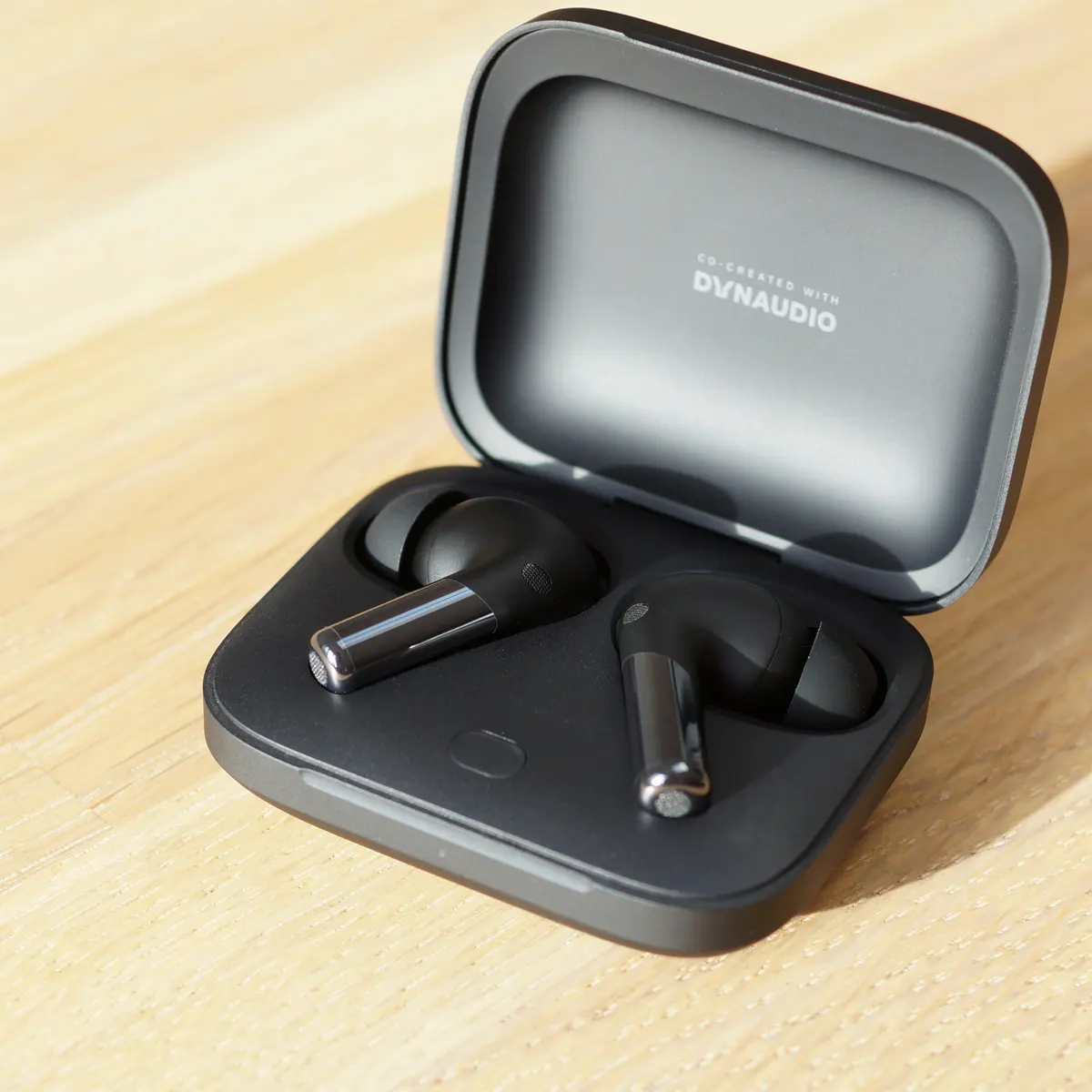 OnePlus-Buds-Pro-2-noise-cancelling-wireless-earbuds-1-1000w-562h.jpg-1