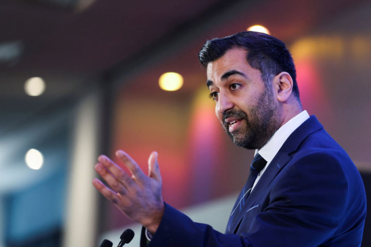 Son Of South Asian Immigrant Humza Yousaf Set To Become Scotland's First Leader Of Colour