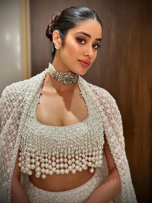 White lehenga and silver jewellery: Janhvi Kapoor’s stunning look