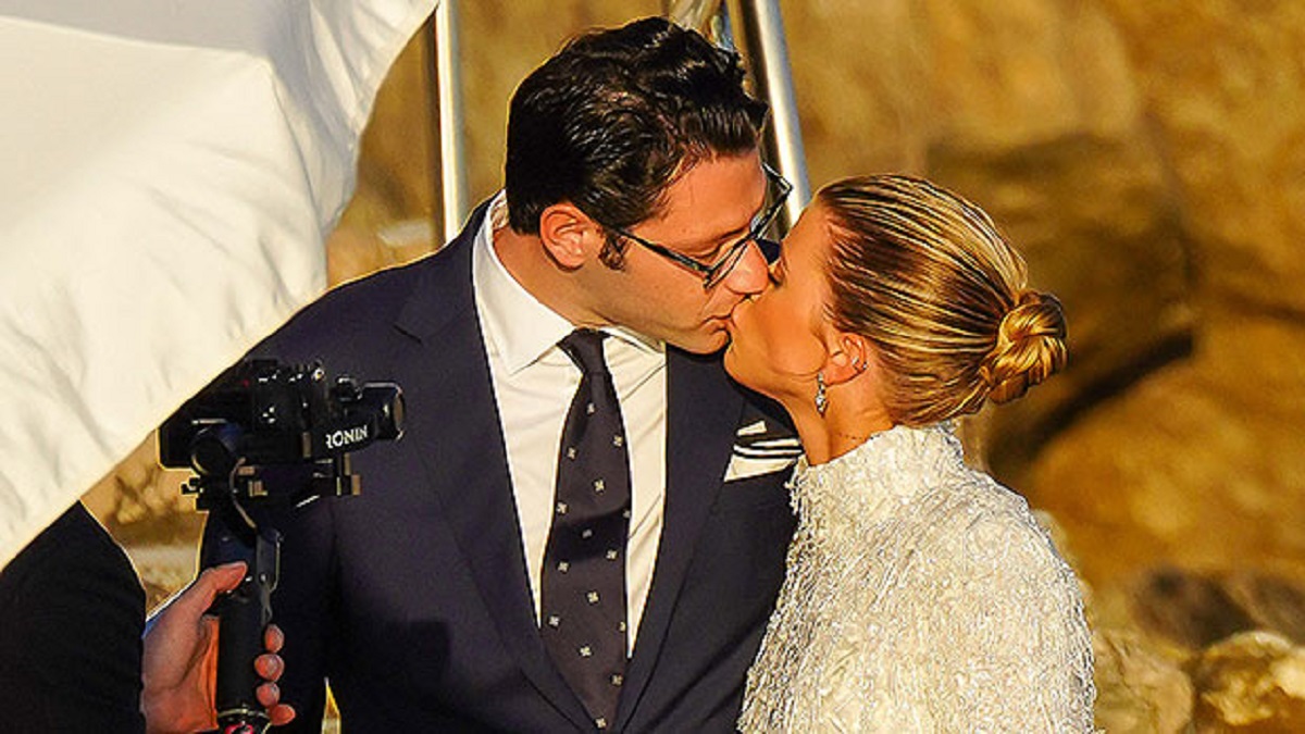 Sofia Richie and Elliot Grainge tie the knot in a stunning ceremony