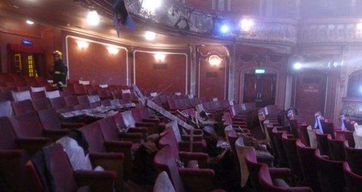 roof collapse Apollo Theatre