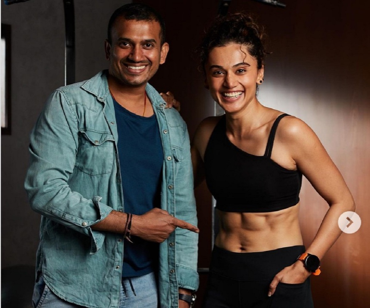 Taapsee Pannu shows off her 6-pack abs with her trainer. Netizens compare her to Tiger Shroff