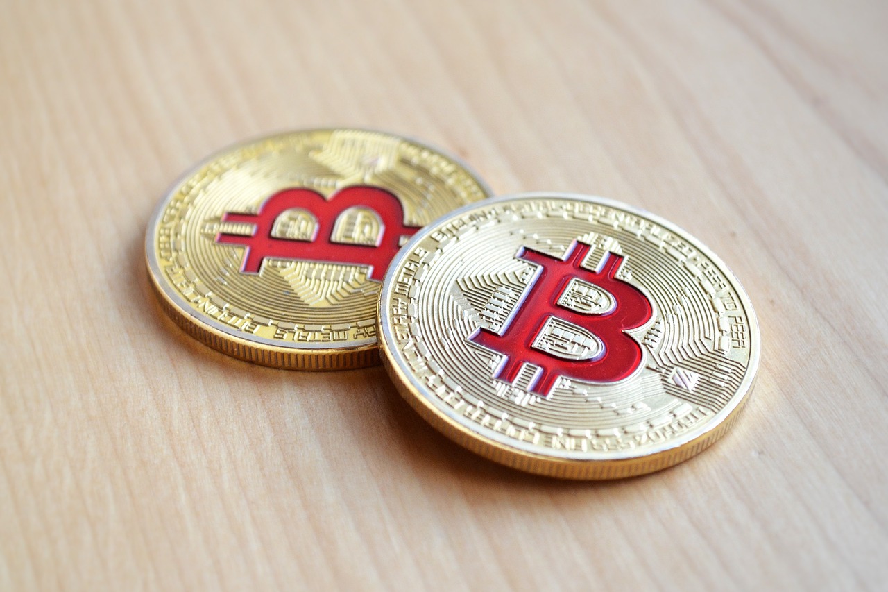 Crypto Community Lauds Hoskinson's Absence from 'Most Influential' List