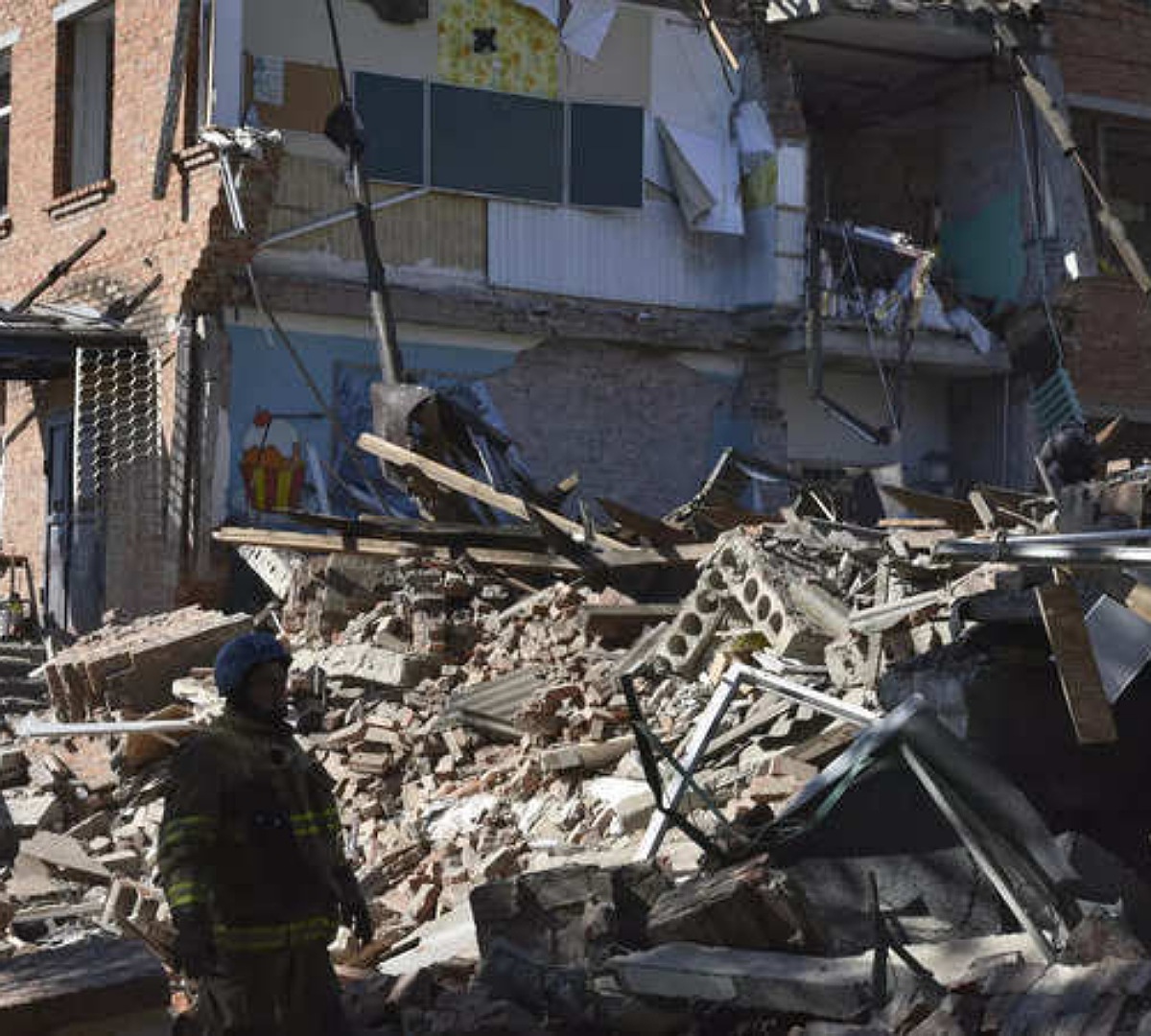 Russia launches drone attack on Ukraine's Kyiv for second night in row