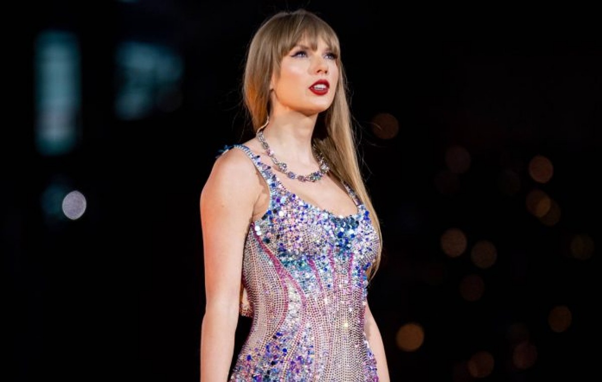 Taylor Swift sets a record for most No 1 women's album