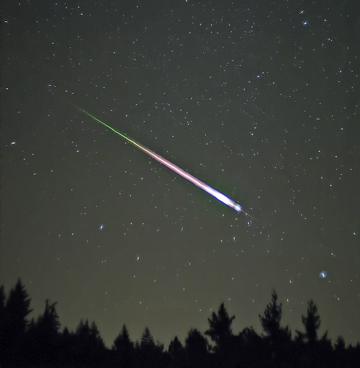 July 2023 Meteor Showers: Delta Aquariids and Alpha Capricornids Light ...