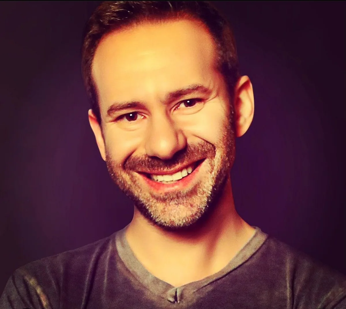 OnlyFans Owner Leonid Ravinsky Paid himself $338 million in bonuses in 2022