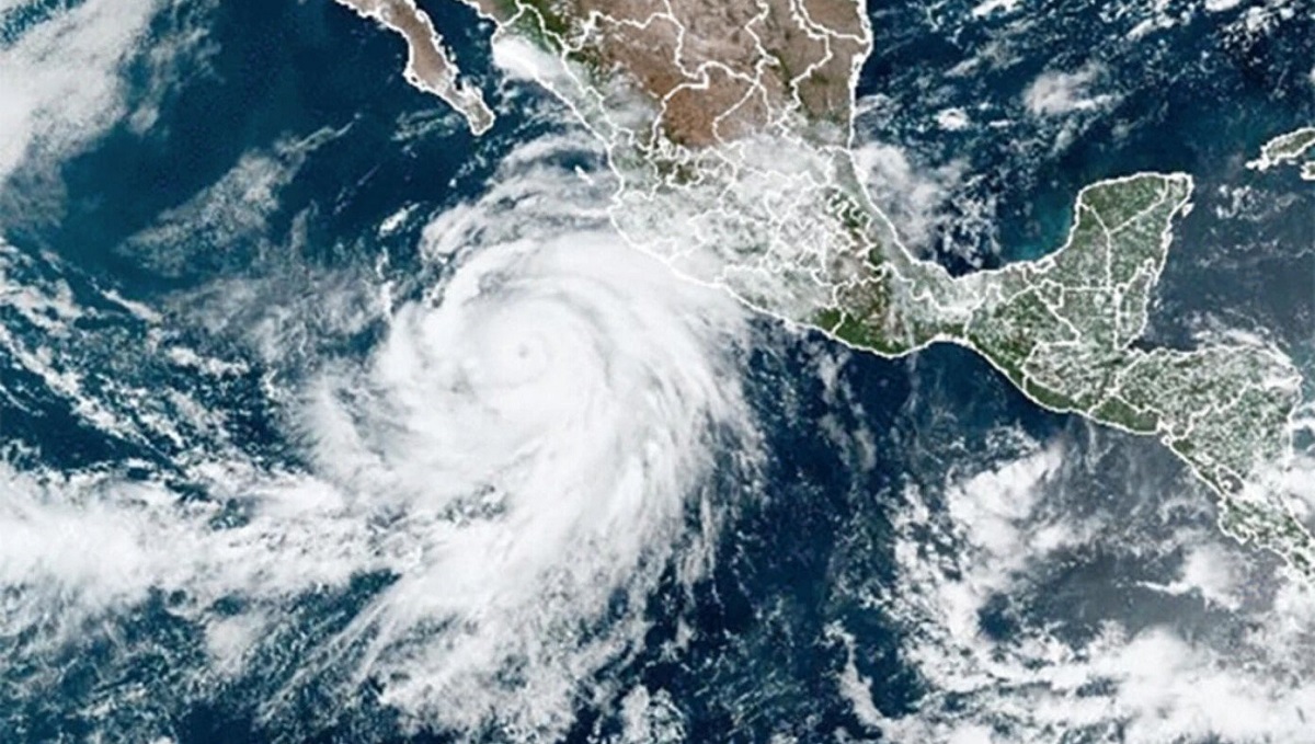 Hurricane Hilary Approaches Los Angeles, First Tropical Storm Warning