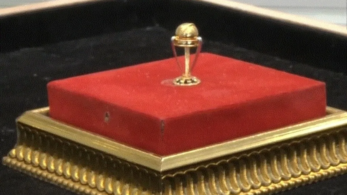 Man in Gujarat Crafts Gold Mini Cricket World Cup Trophy as Gift for Rohit Sharma