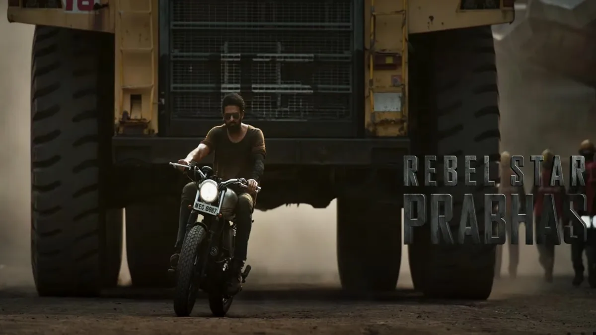 Salaar collects ₹30 crore in advance bookings, Dunki trails behind at ₹15 crore