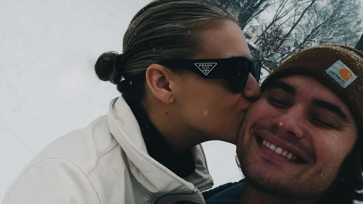 Ballerini's Snowy Bliss: Bikini Glow with Stokes – Embracing the Little Life