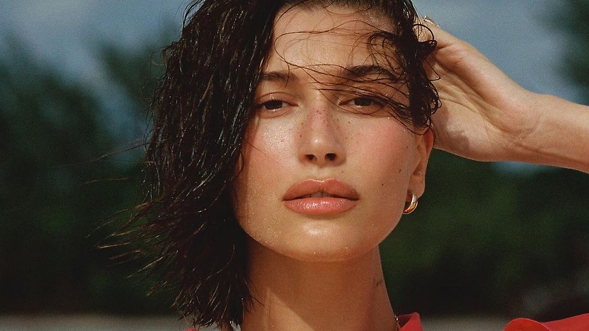 Hailey Bieber's Bath Buddies: Yellow Bikini & Divorce Hint