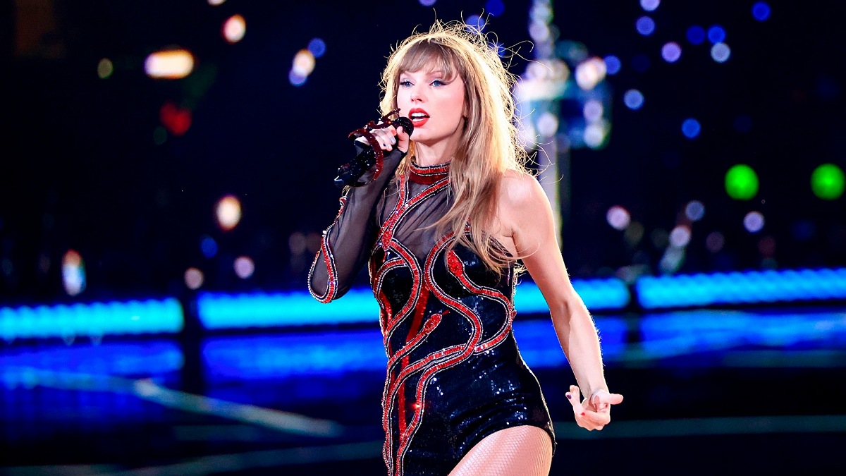 Taylor Swift Deepfake Uproar: Fans Question Misuse