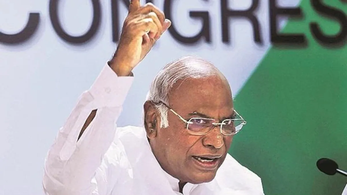 Karnataka ministers to "shut their mouths"