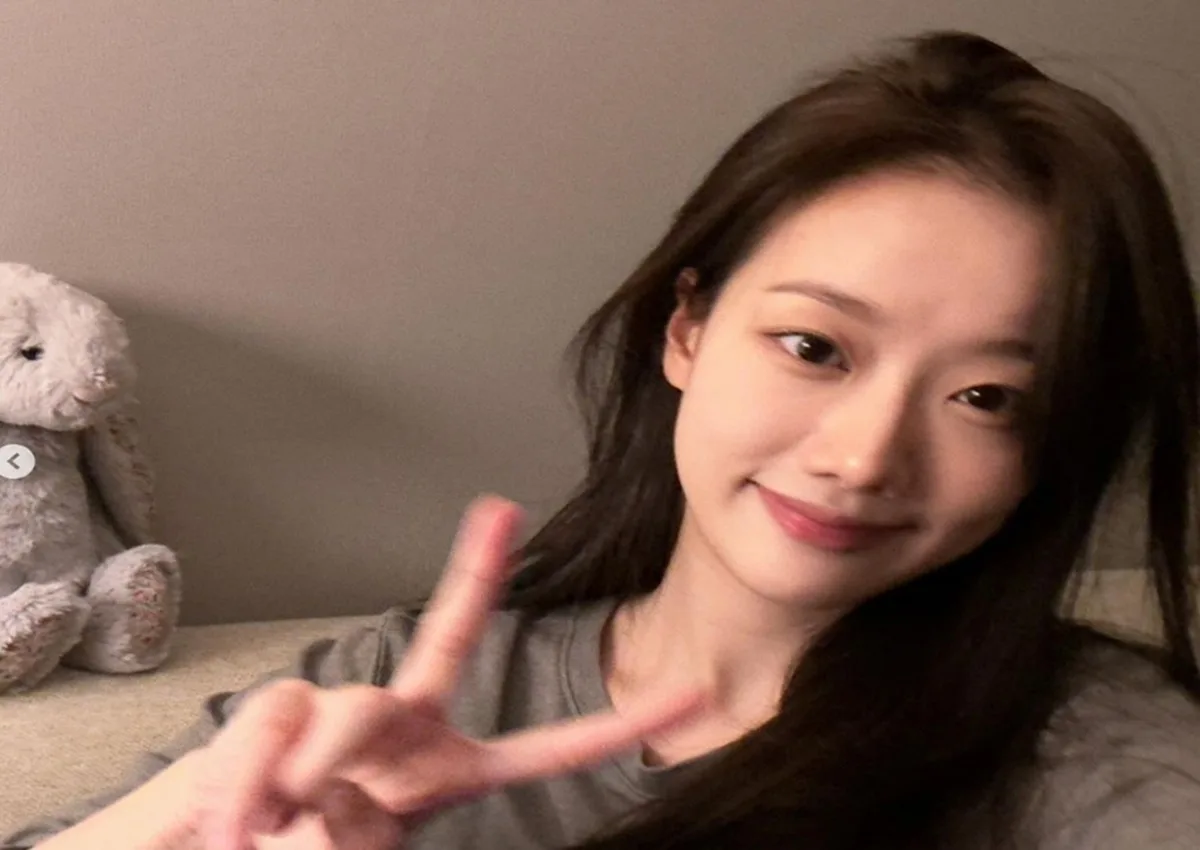 Lee Naeun and Lee Kang In: The Truth Behind Their Relationship