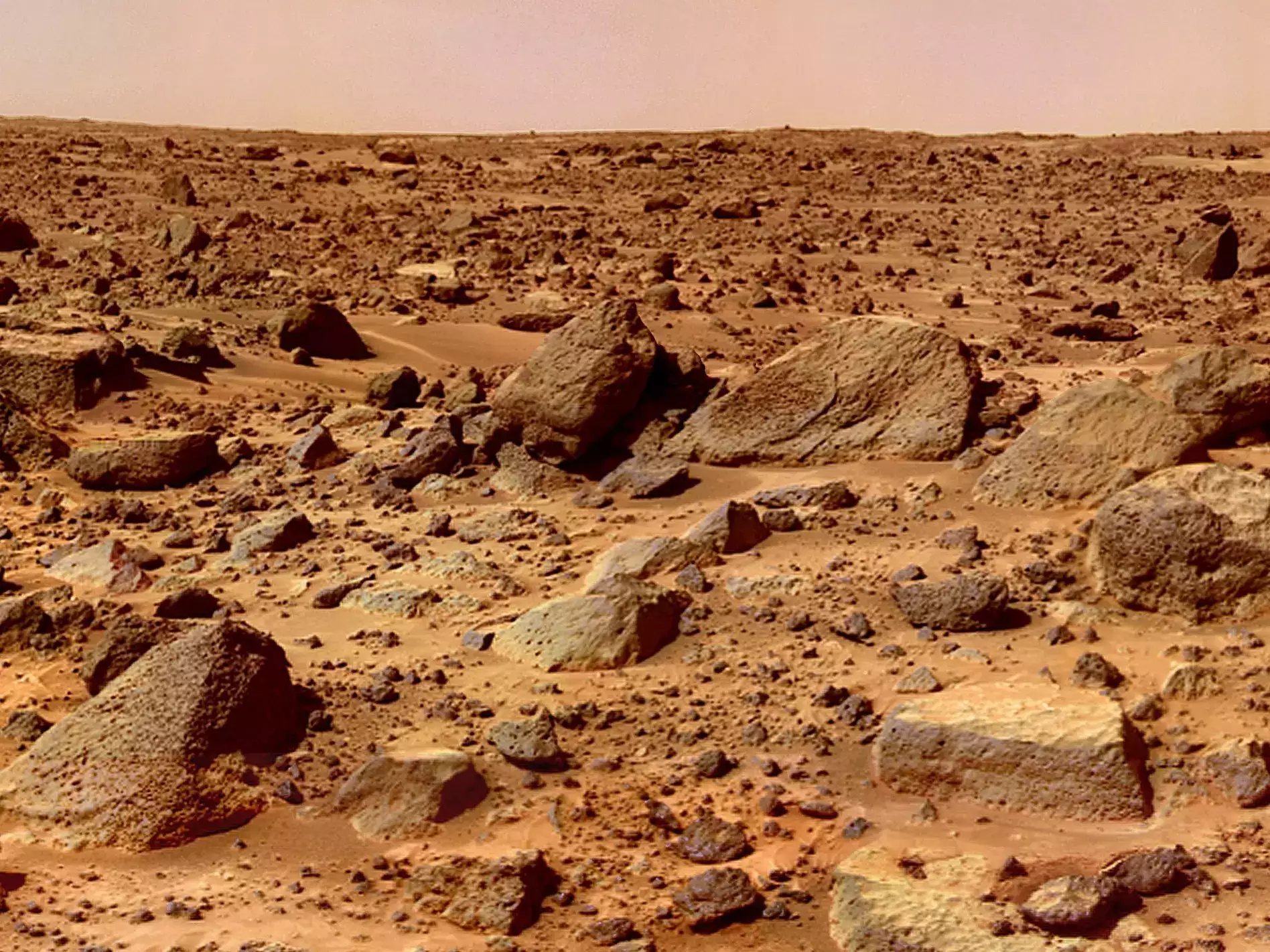 frozen water found underneath Mars