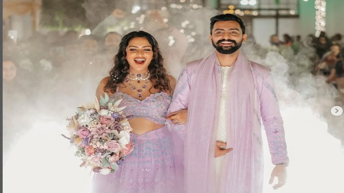 Amala Announces Pregnancy