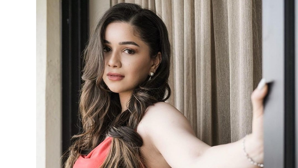 Sara Tendulkar Sets the Internet Ablaze in Stunning Pink Saree: Watch the Viral Video Now