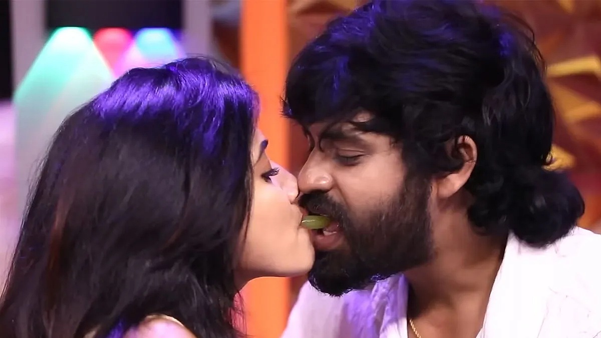 Internet Abuzz as Vasanthi Krishnan's Fiancé Feeds Her Grapes: Netizens React with Cringe