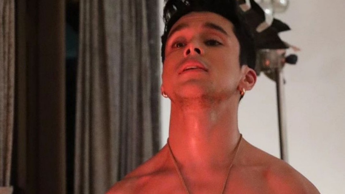 Pratik Sehajpal's Viral Video: Mystery Girl Stirs Girlfriend Controversy