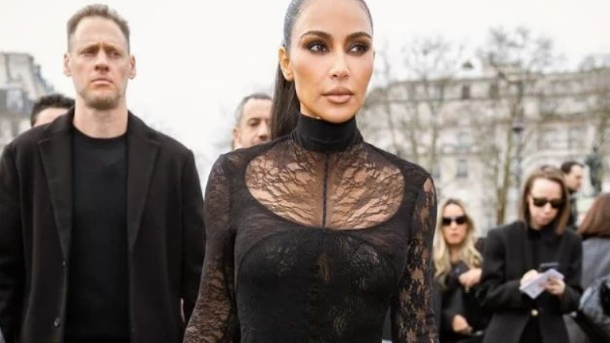 Kim Kardashian's Balenciaga Tag Twist: Fashion Mishap or Bold Trendsetter?