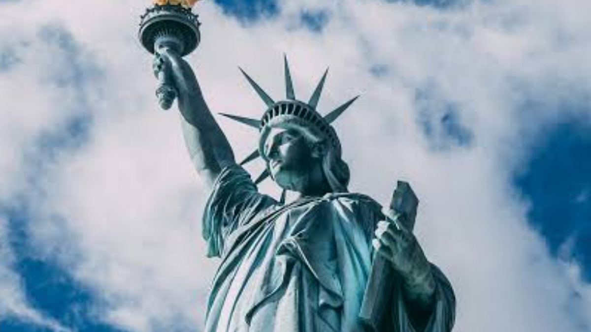 Breaking: Statue of Liberty Trembles in Rare 4.8 Magnitude New York Earthquake