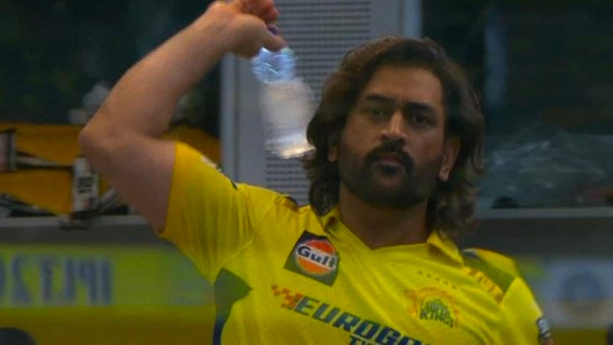 IPL 2024 Shock: Dhoni's Bottle Throw Drama Captivates Fans - Watch Now