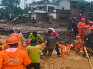 AAJ Tak News Live: Wayanad Landslides Kill 43, Hundreds trapped