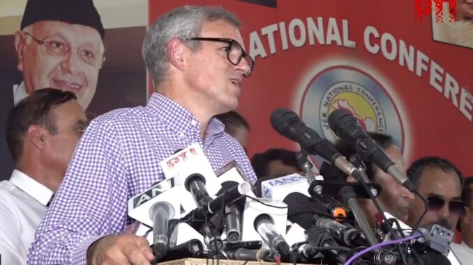 Omar Abdullah Emphasizes Commitment to Public Service in Address to Party Workers