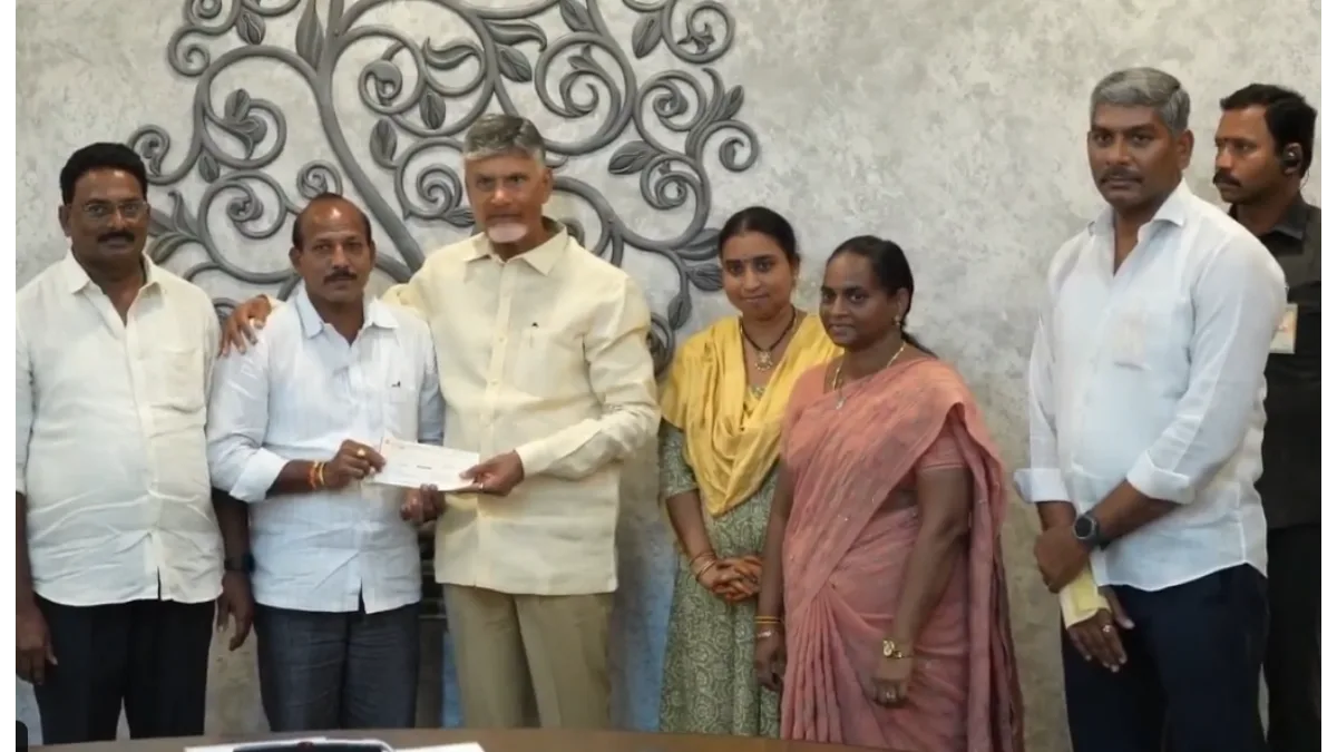 ndhra Pradesh CM Acknowledges TDP’s ₹30.85 Lakh Donation for Flood Victims