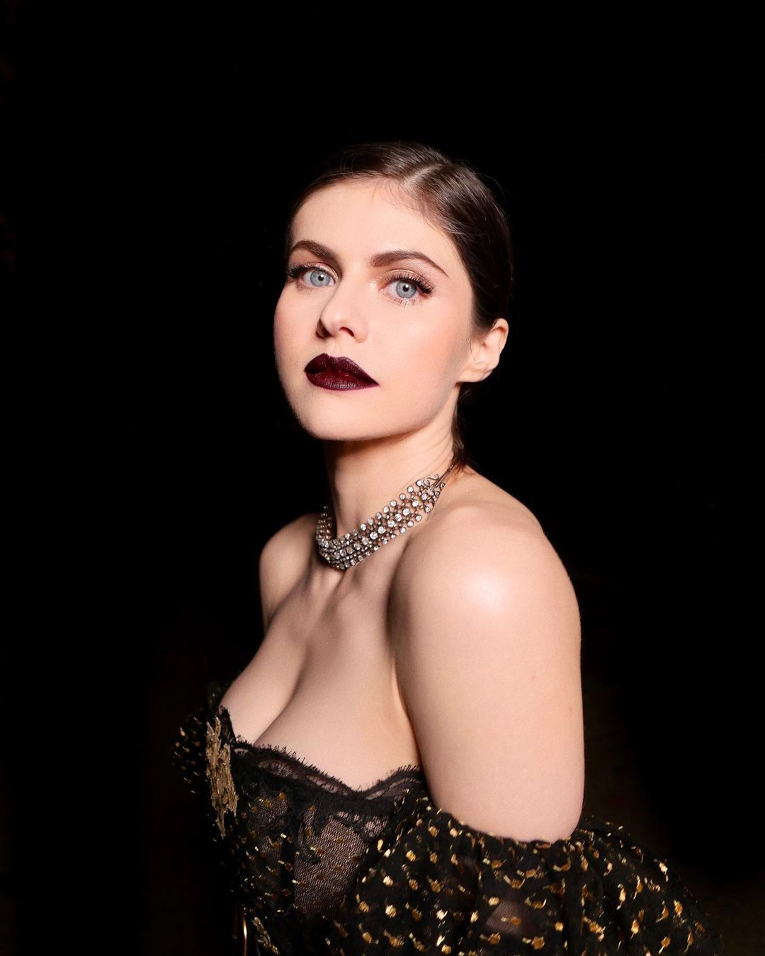 Alexandra Daddario Hot 