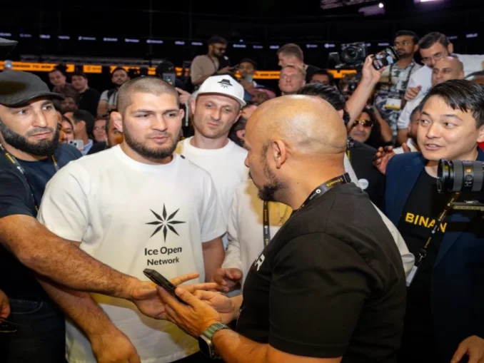 Khabib Nurmagomedov, Conor McGregor