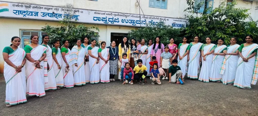 HKLC 143's Visit to India's Only National Flag Manufacturing Unit