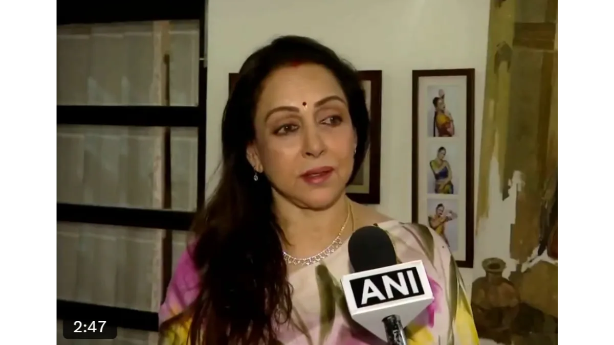 Hema Malini Pays Tribute to Manoj Kumar