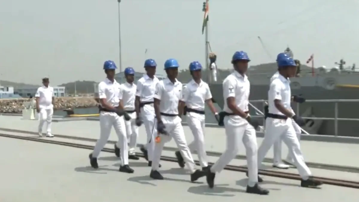 Indian Navy Set to Launch 'IOS Sagar' Initiative in Karwar