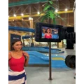 Red Swimsuit Reveal: Mindy Kaling’s Weight Loss Journey Inspires Fans Worldwide