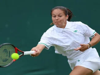 Wardrobe Fail at Wimbledon! Kasatkina’s Match Interrupted Mid-Rally