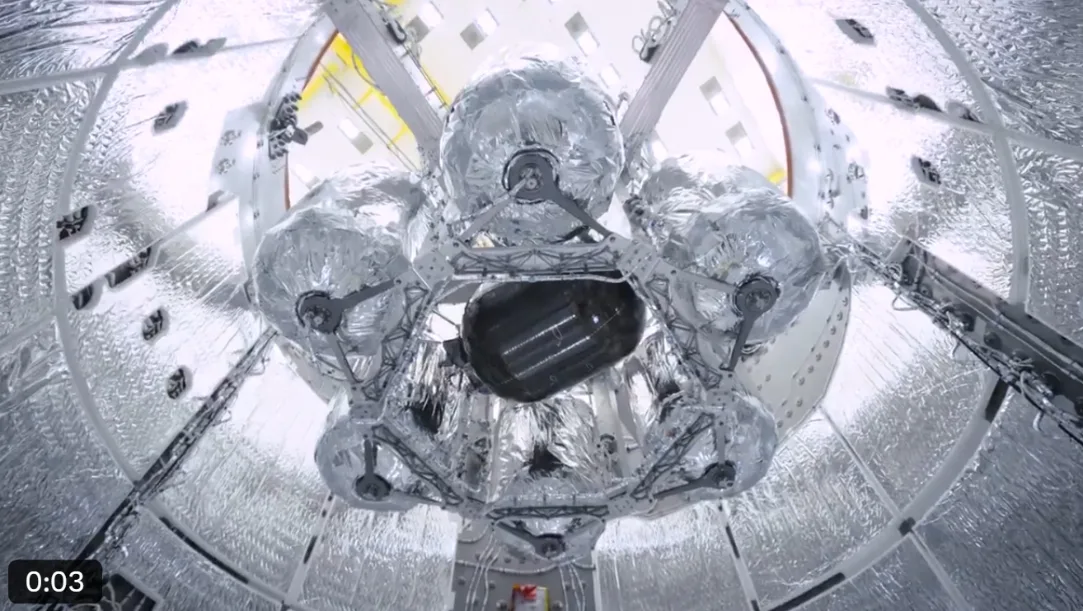 Dragon will perform a series of burns to help the @Space_Station