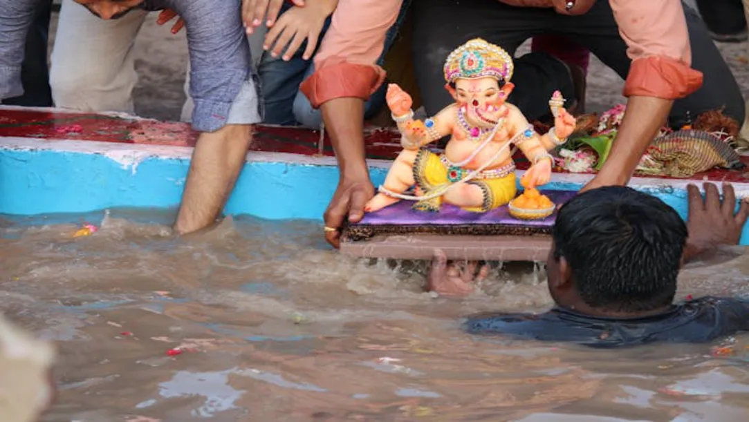 Ganesh Visarjan 2025 immersion dates and rituals