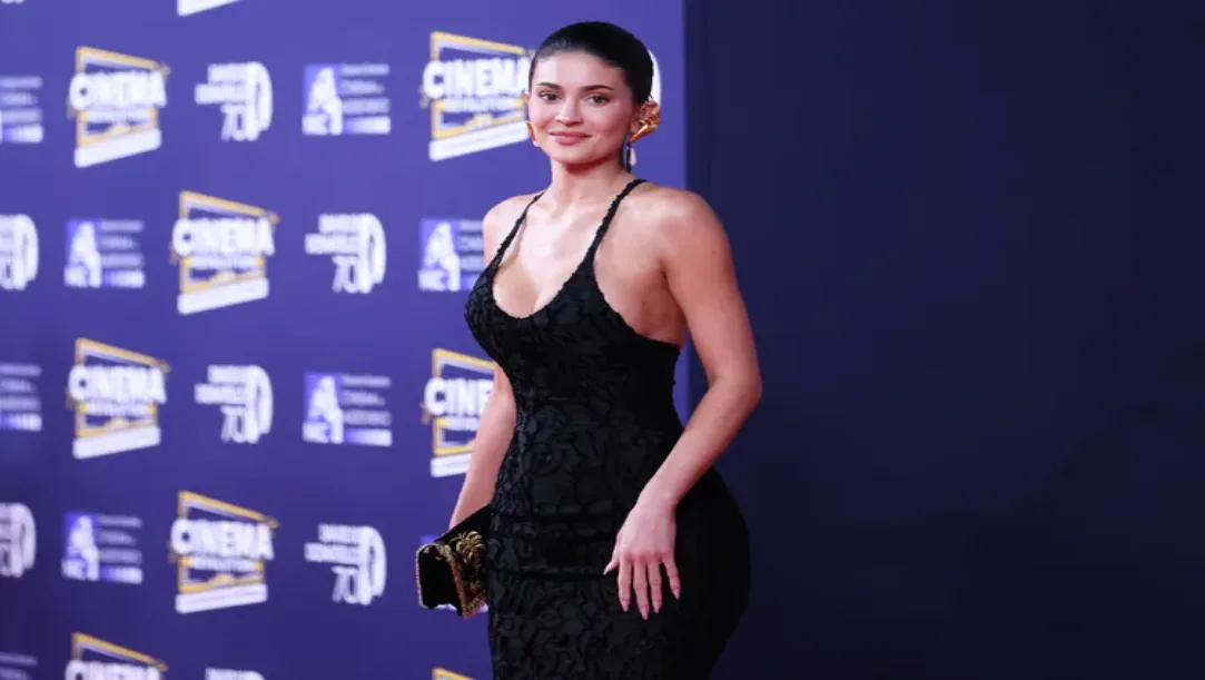 Kylie Jenner Rocks Braless White Tank and True Religion Jeans in Effortless Style