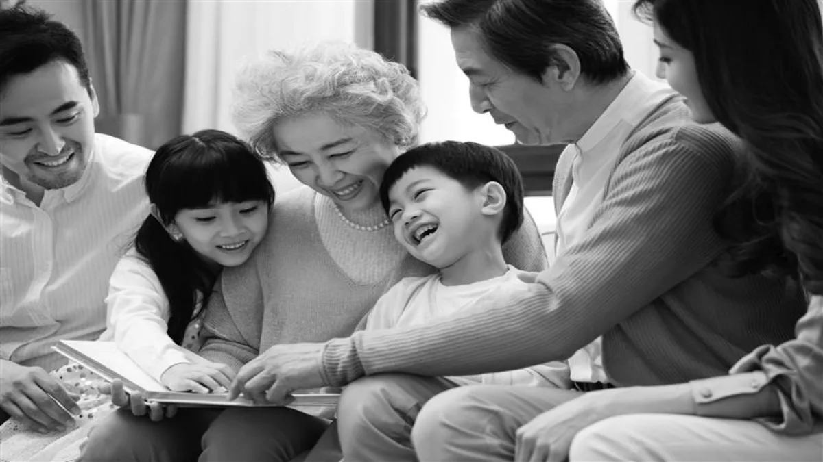 AXA Asset Master Photo