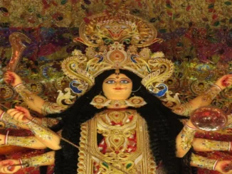 Worshippers gathered at Babubagan Sarbojanin Durgatsava Committee pandal in South Kolkata to offer prayers on Maha Ashtami during Durga Puja