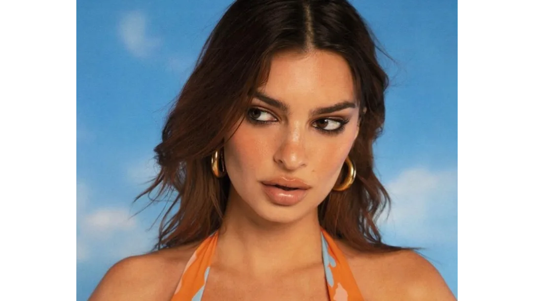 Emily Ratajkowski Flaunts Thong Bikini in Summer Vacation P